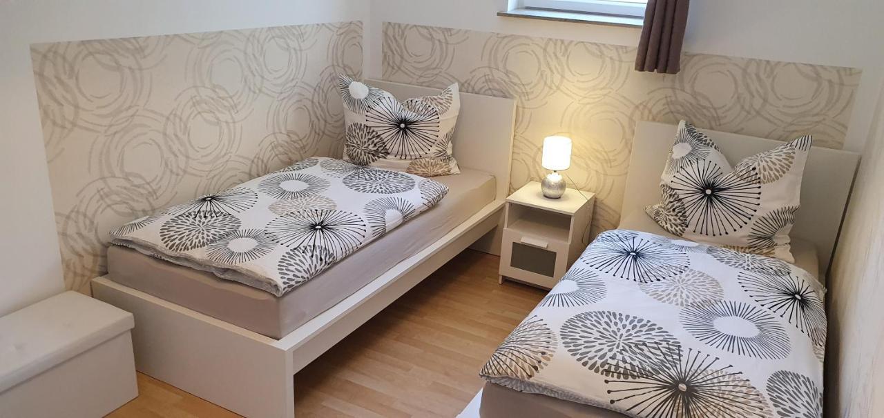 Moderne Ferienwohnung Mit Eigenem Garten Und Traumhaften Blick Wilhelmsthal Ngoại thất bức ảnh