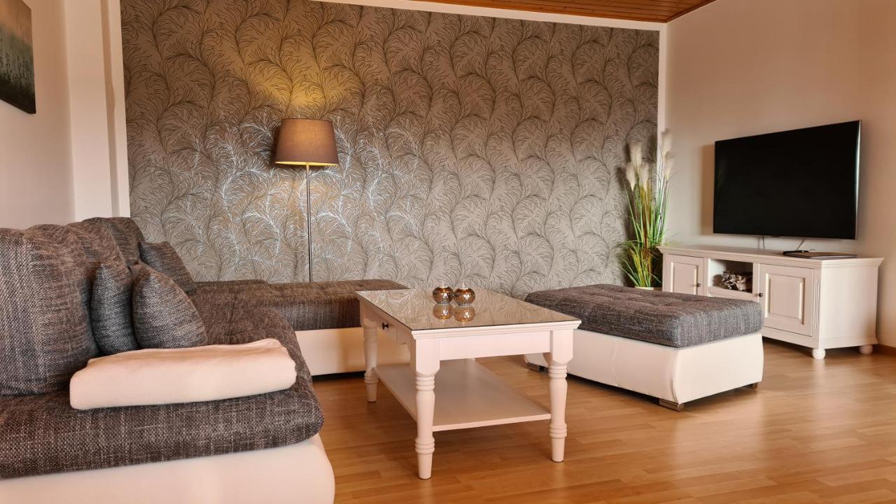 Moderne Ferienwohnung Mit Eigenem Garten Und Traumhaften Blick Wilhelmsthal Ngoại thất bức ảnh